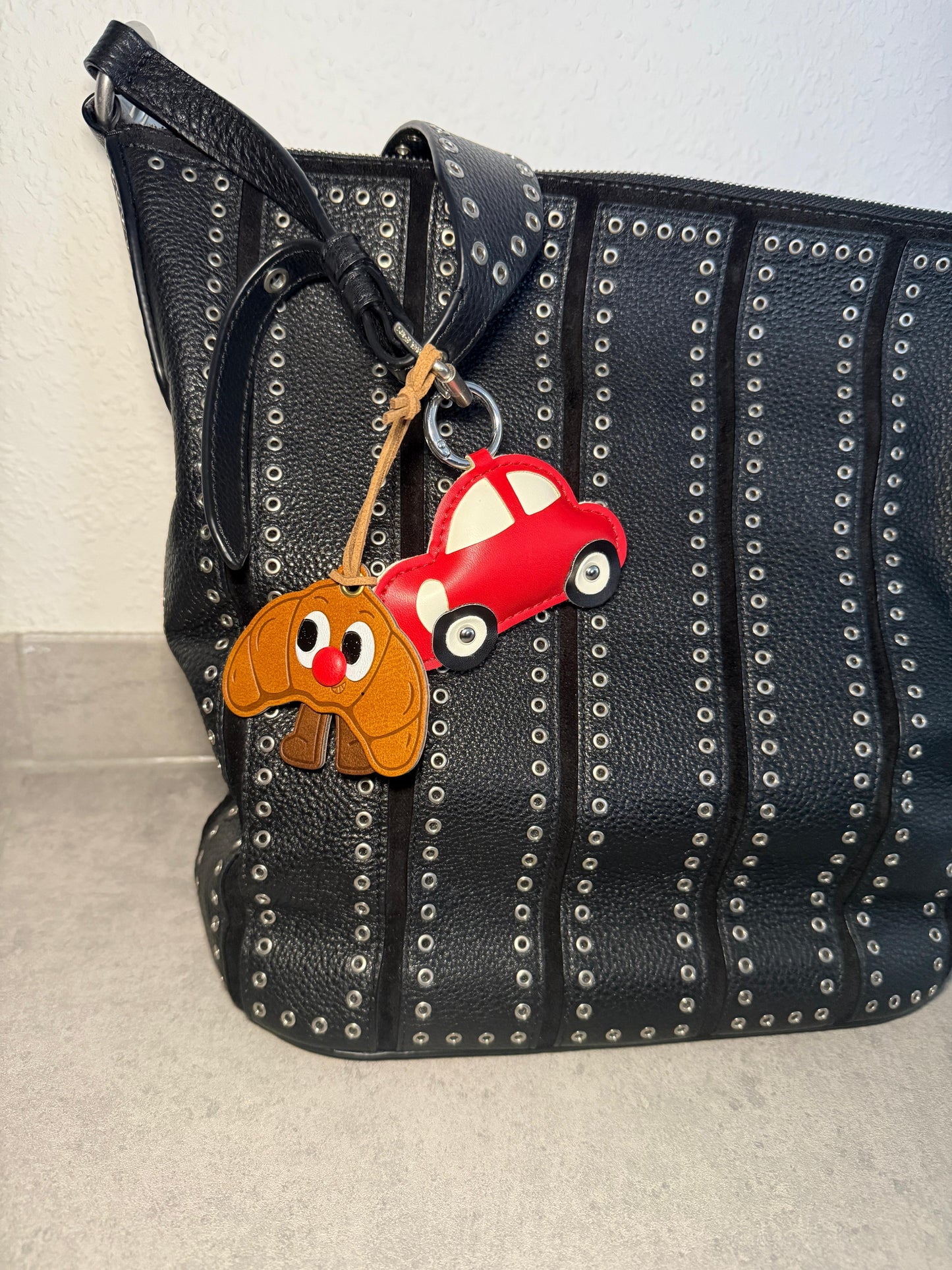 Roter Flitzer - Auto Schlüsselanhänger