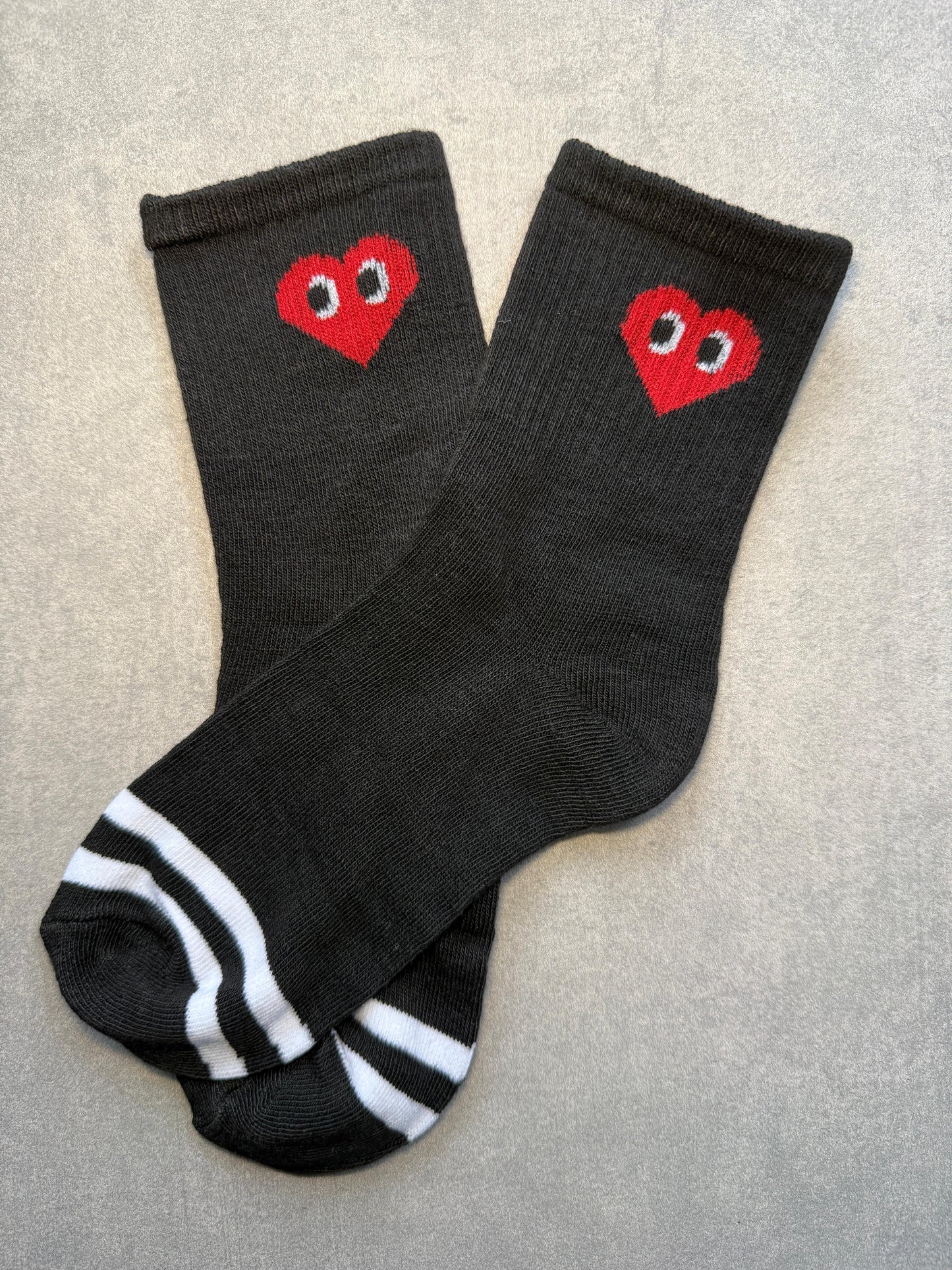 Heart Eyes – Süße Herz-Socken mit Augen