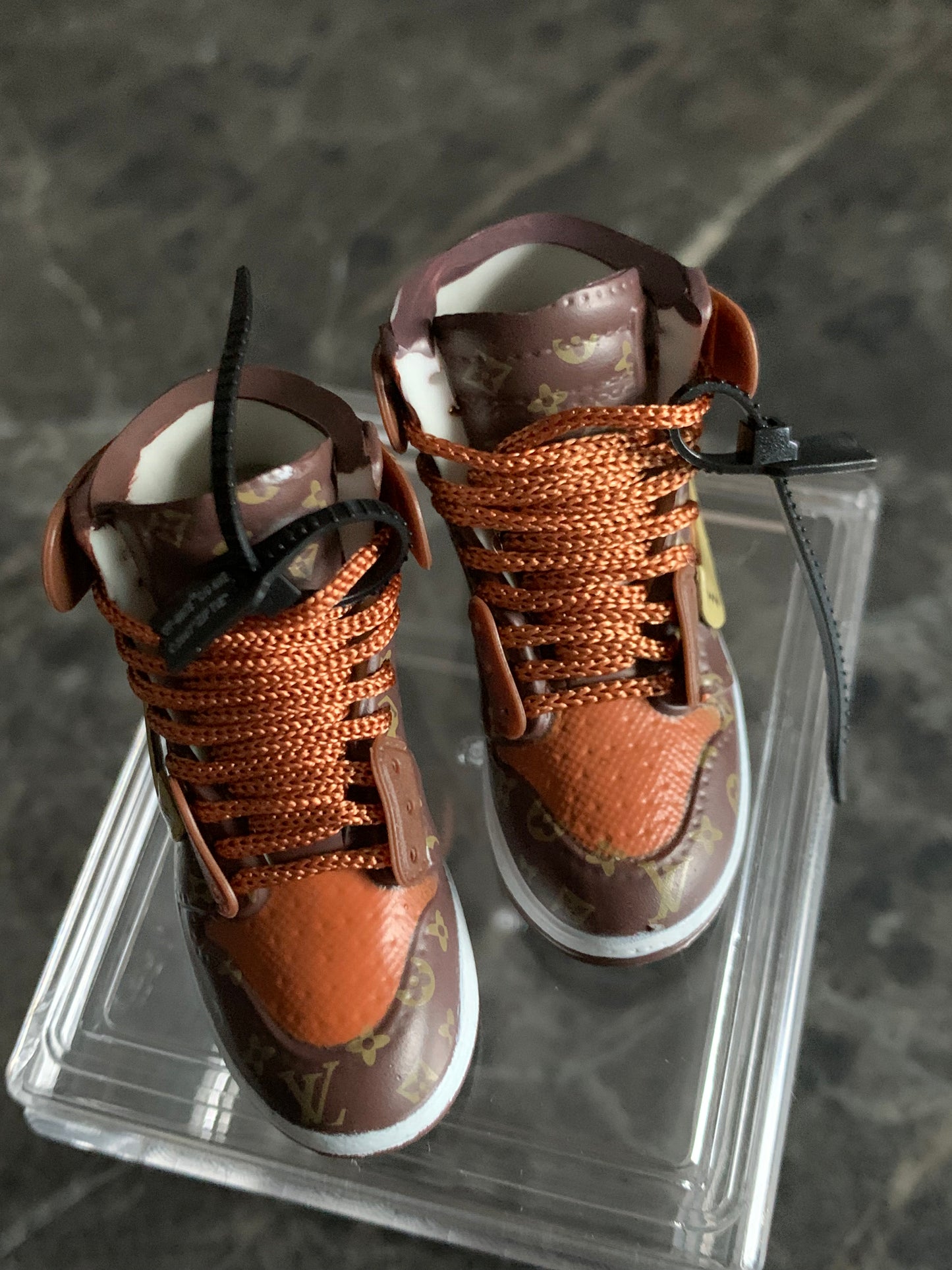 Miniatur Luxus Sneaker Nike Air Jordan LV